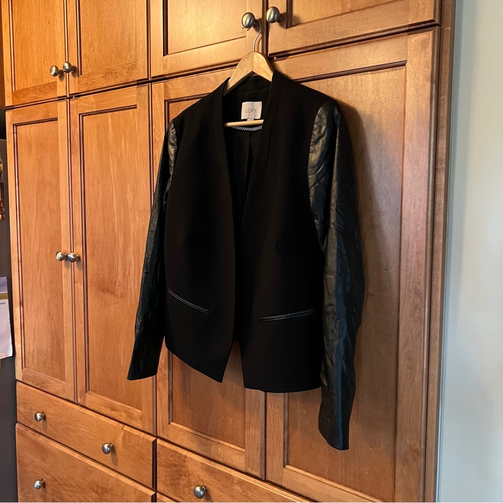 Loft Blazer - Picture 4 of 11